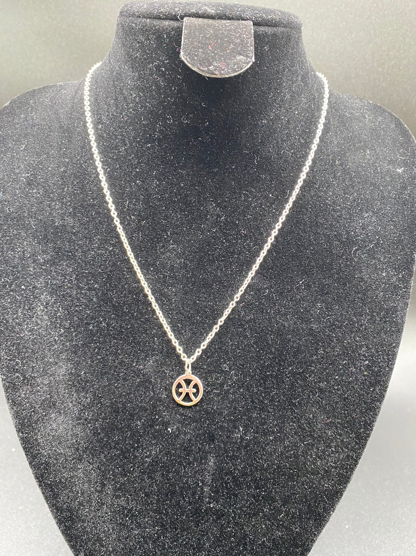 Pisces 925 Sterling Silver Zodiac Necklace | Personalised Star Sign Pendant